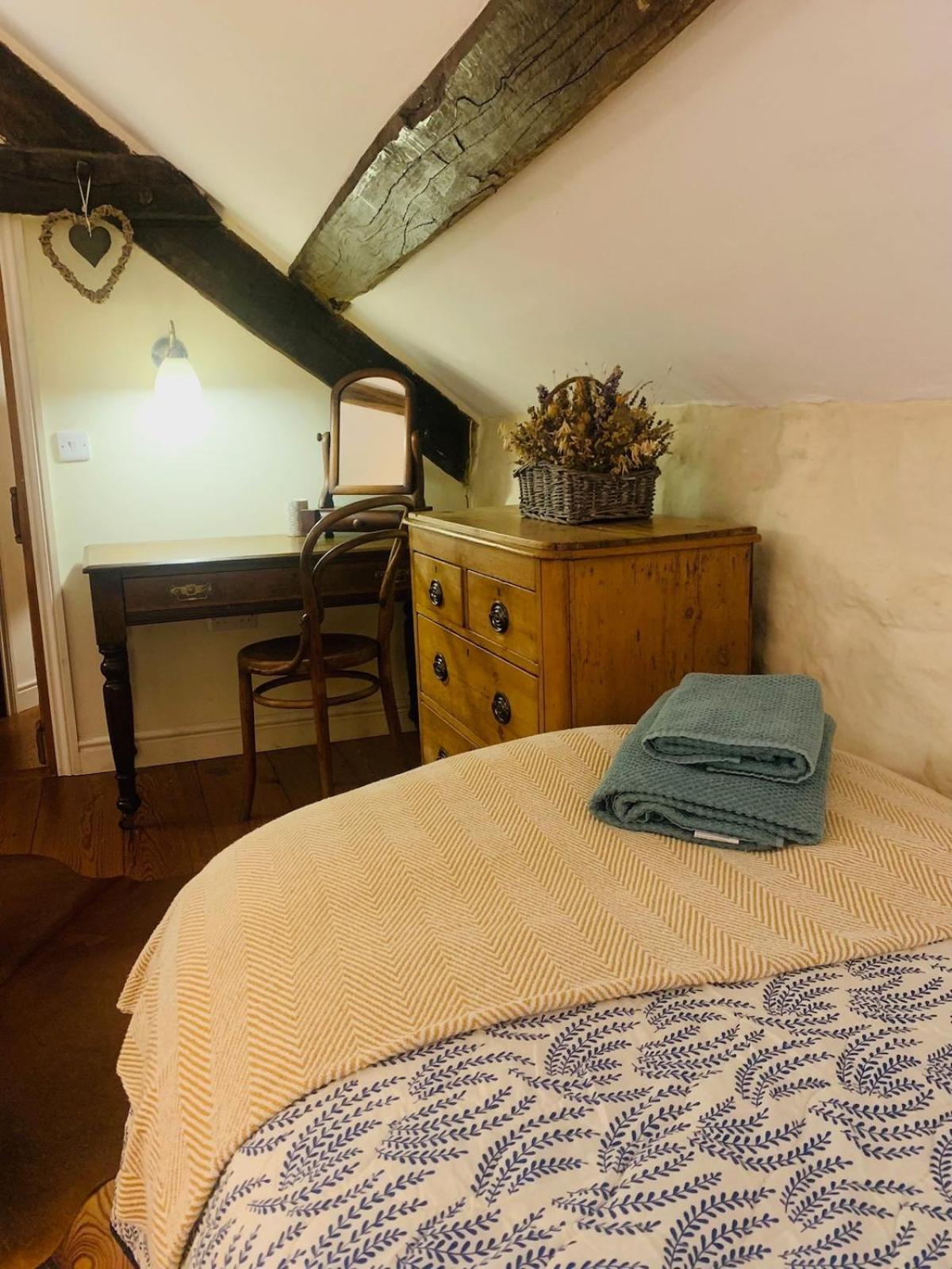 דולגלאו Tyn Y Simdde - Secluded Mountain Stay - Stunning Views Of Eryri מראה חיצוני תמונה